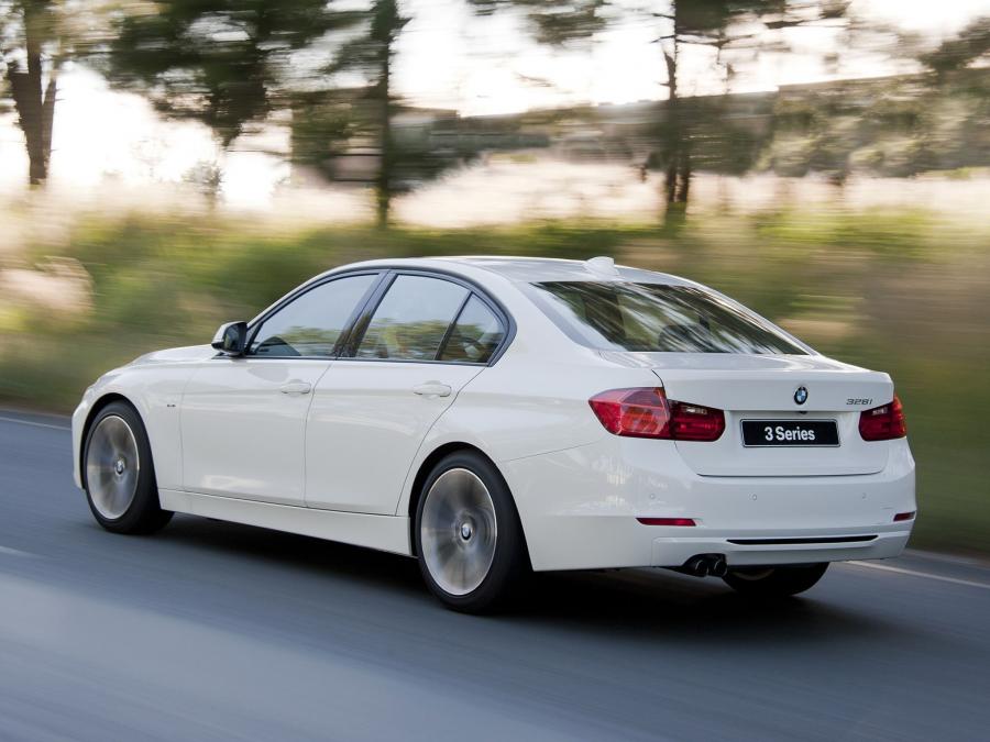  BMW 328i Sedan Sport Line 2012 года  (ZA) (фото 15 из 16)